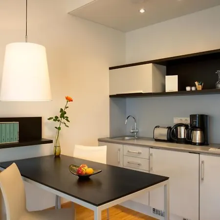 Апарт-отель Townhouse