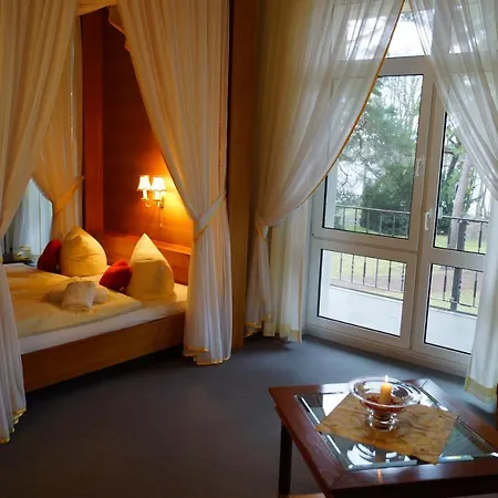 Hotel Waldhotel Am See Berlin-Schmoeckwitz Berlin