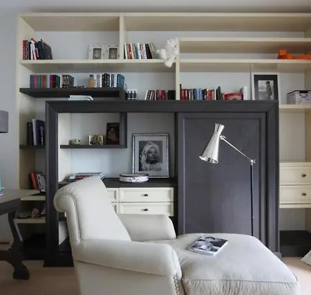 Apartment Cozy In The Heart Of *