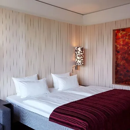 Scandic Potsdamer Platz 4*
