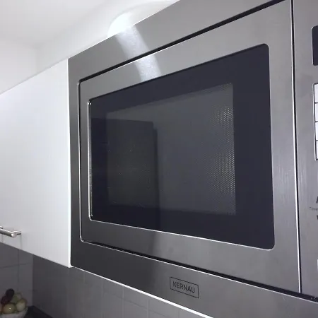 Апартаменты Apartment&rooms Near Brandenburg Gate *