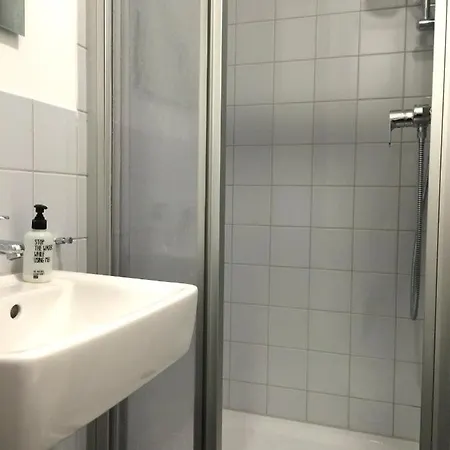 Апартаменты Apartment&rooms Near Brandenburg Gate Берлин