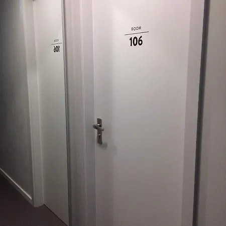 Apartment&rooms Near Brandenburg Gate * Берлин