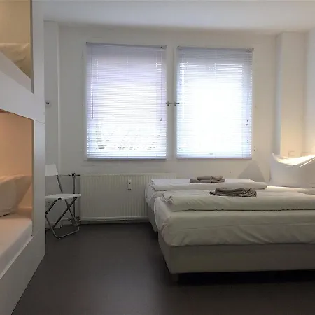 Apartment&rooms Near Brandenburg Gate Apartment *