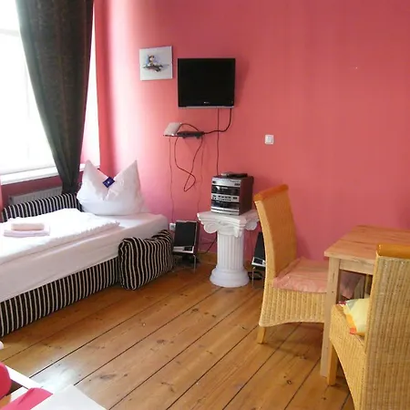 58 Mitte Guest house 3*