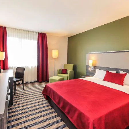 Mercure Airport Tegel Отель Берлин