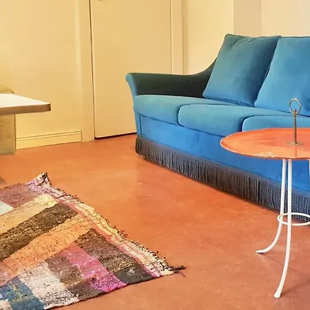 Flow Hostel