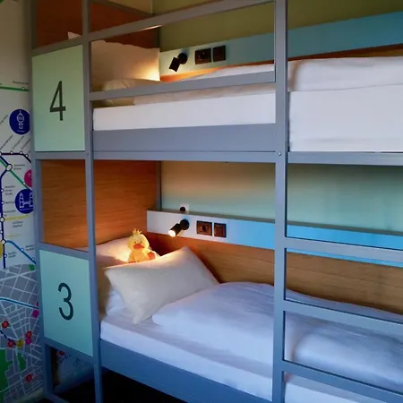 Hostel Grand Urban