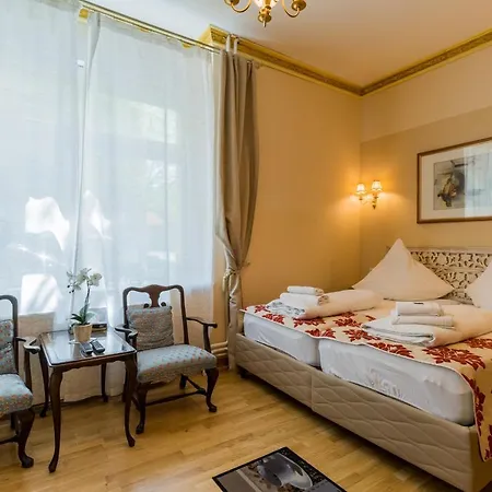 Guest house Arbio I Parlamento Near Schonhauser Allee 2*
