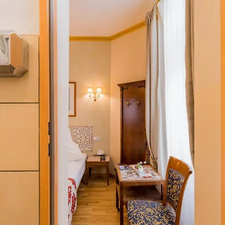 Arbio I Parlamento Near Schonhauser Allee Guest house 2*