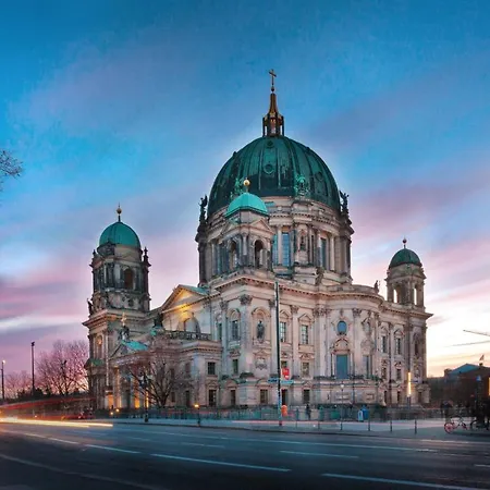 Indigo Berlin-alexanderplatz, An Ihg Berlin
