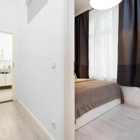 The Lohmeyerstr Vh Links, 2 Bedroom Up To 5 People Berlin