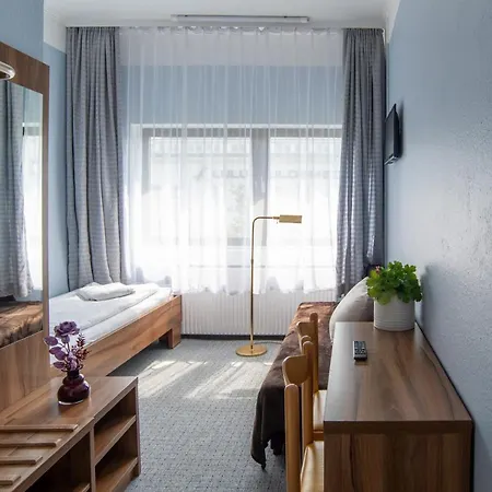 Alper Am Potsdamer Platz Otel Berlin