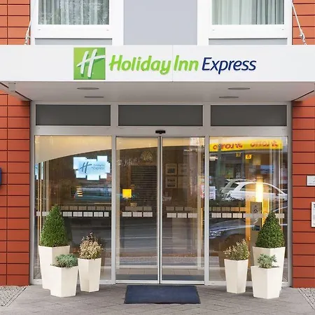 Express Centre West Hotel 3*