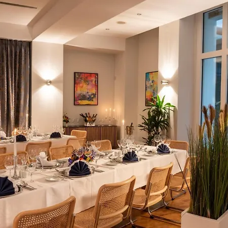 Hotel Aquino Berlin 3*