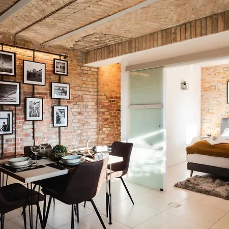 Luxurious Urban Living - Premium Downtown Next To Hbf Apartament