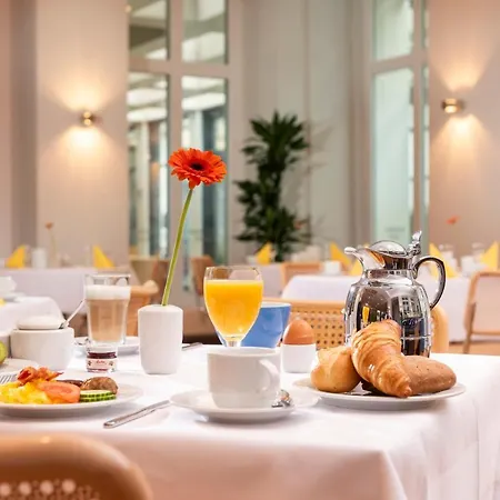 Hotel Aquino Berlin 3*