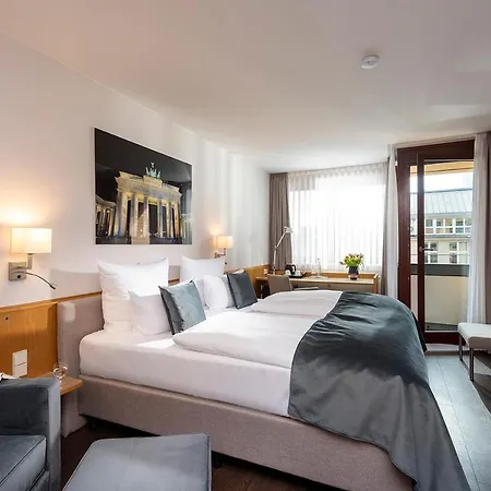 Hotel Aquino Berlin 3*