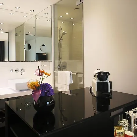 Amano Grand Hotel 3*
