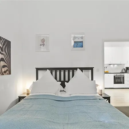 Apartment 33 Abcd Alexanderplatz *