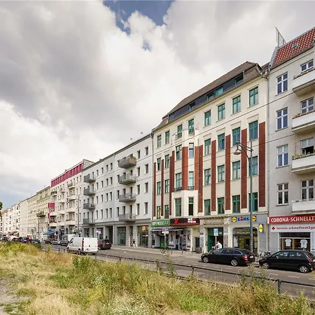 33 Abcd Alexanderplatz Apartment