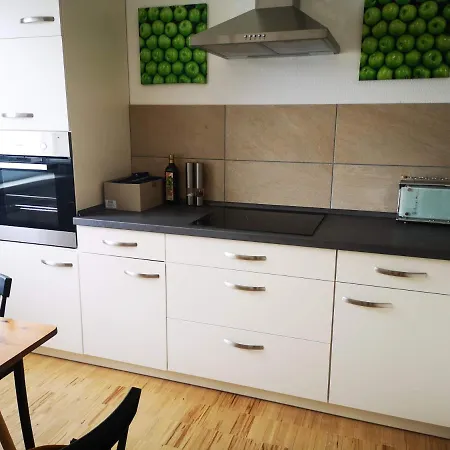 Ferienwohnung Fuer 1-3 Personen In Berlin, Naehe U Friedrichsfelde Berlin