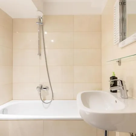 Limehome Florastrasse Apartment Berlin