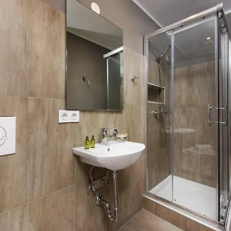 Guest house Hotelroom In N6 Prenzlauer Berg Berlin