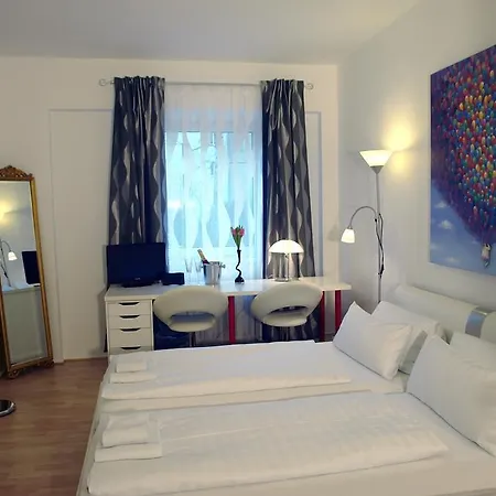 Bananas Hotel And Guesthouse Berlin Guest house