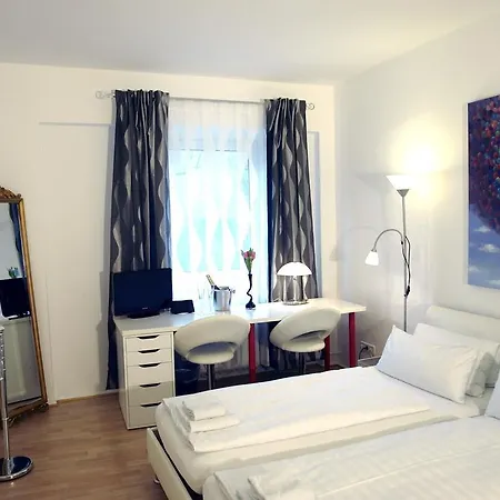 Guest house Bananas Hotel And Guesthouse Berlin *