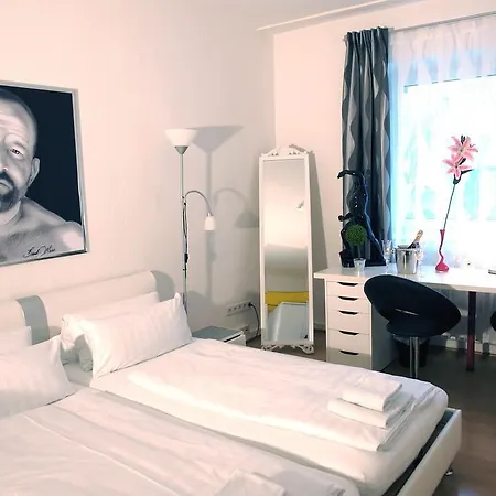 Bananas Hotel And Guesthouse Berlin * Berlin