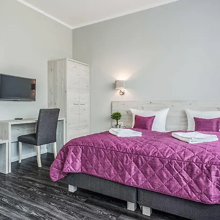 Hotel Arktur 3*
