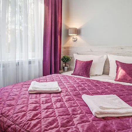 Arktur Hotel 3*