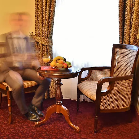Hotel Myer's