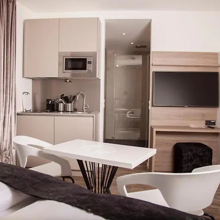 The Faces Appartement *