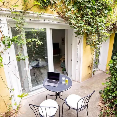 Hideaway With Terrace * Berlino