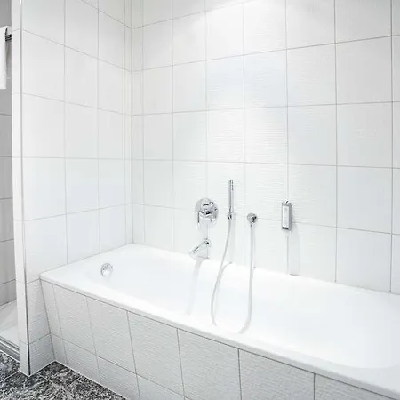 Hotel Garner - Checkpoint Charlie By Ihg