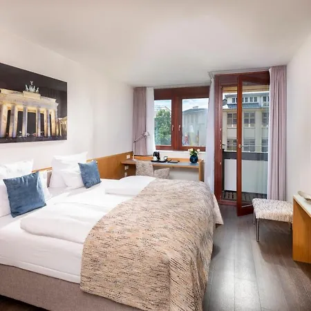 Hotel Aquino Berlin 3*