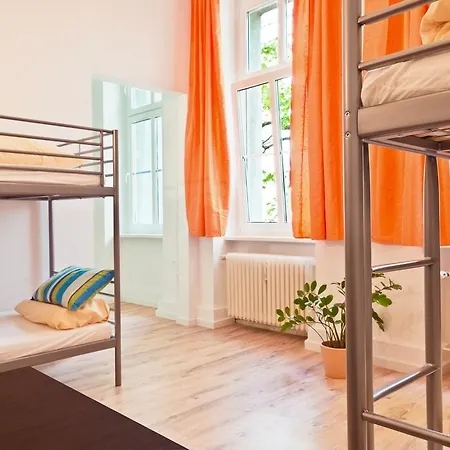 Hostal Sleep Cheap *