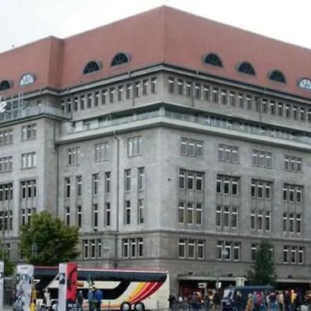 Central Designer 3 Apt With Terrace & Parking Berlin