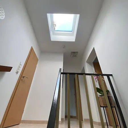 Homestay Schoenes Im Charmanten Haus