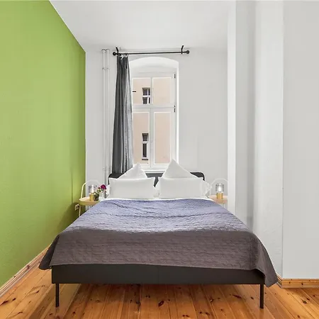 33 Efg Schoenhauser Allee Mit Balkon Appartement *