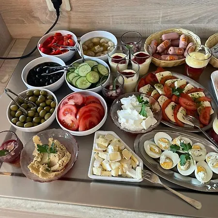 Otel Ai Koenigshof 3*