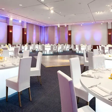 Crowne Plaza Centre Ku'damm By Ihg Hotel