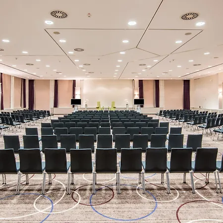 Crowne Plaza Centre Ku'damm By Ihg 4*