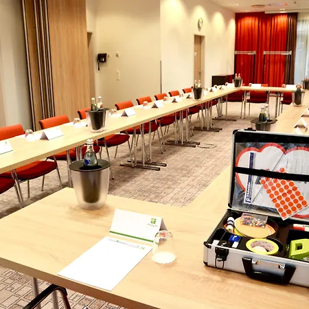 Hotel East Side By Ihg 4*
