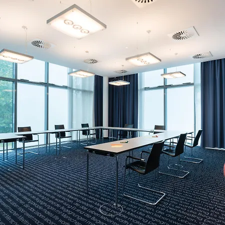 Hotel Seminaris Campushotel 4*