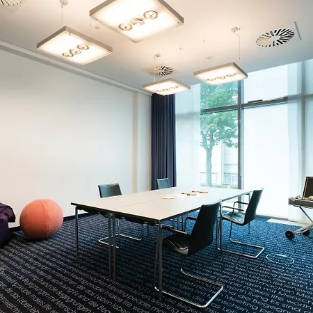 Hotel Seminaris Campushotel 4*