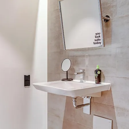 Ξενοδοχείο με διαμερίσματα Limehome Muellerstrasse - Digital Access *