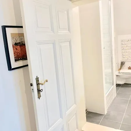 Arbio I Cosy Spacious In Kreuzburg Apartment Berlin